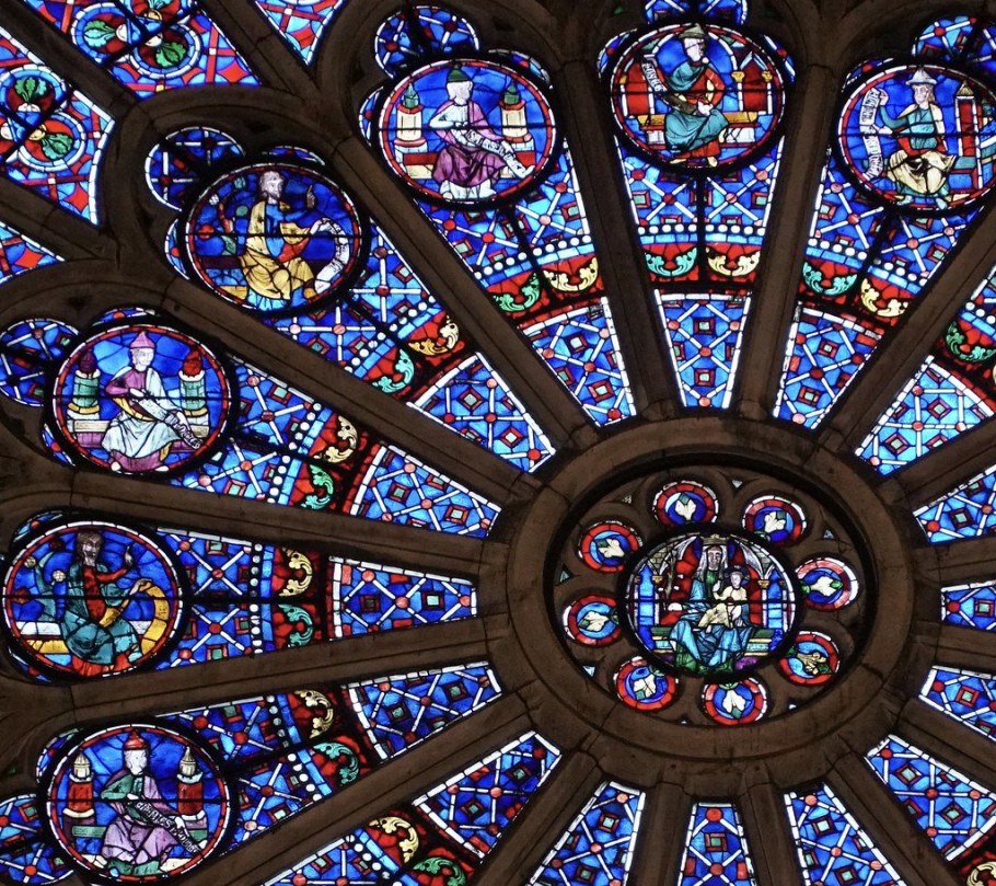 Собор Бове окно роза