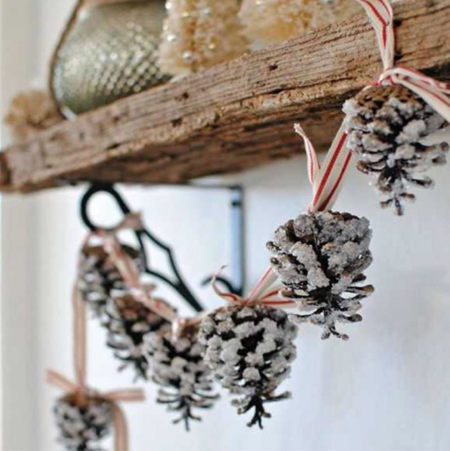 Гирлянда из шишек