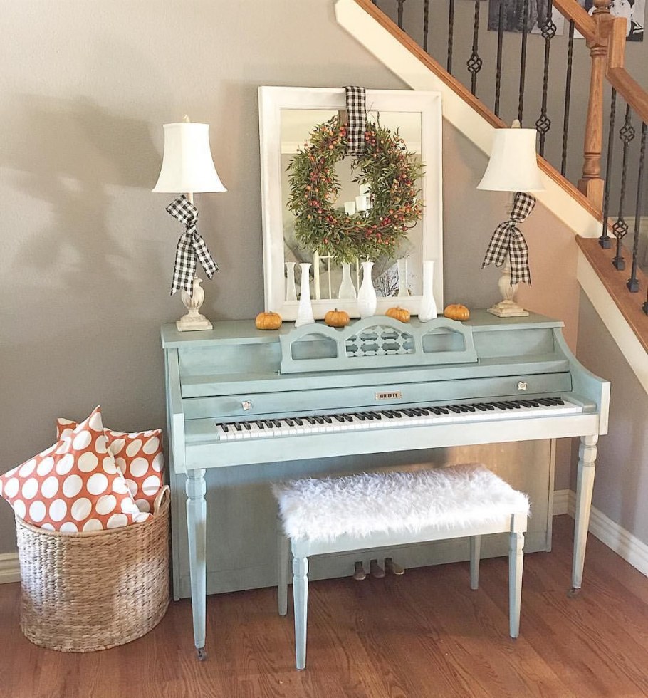 Электропианино в интерьере