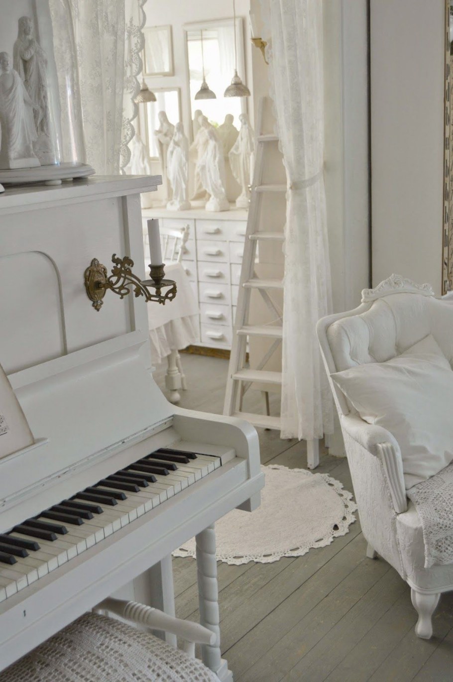 Пианино в интерьере детской
