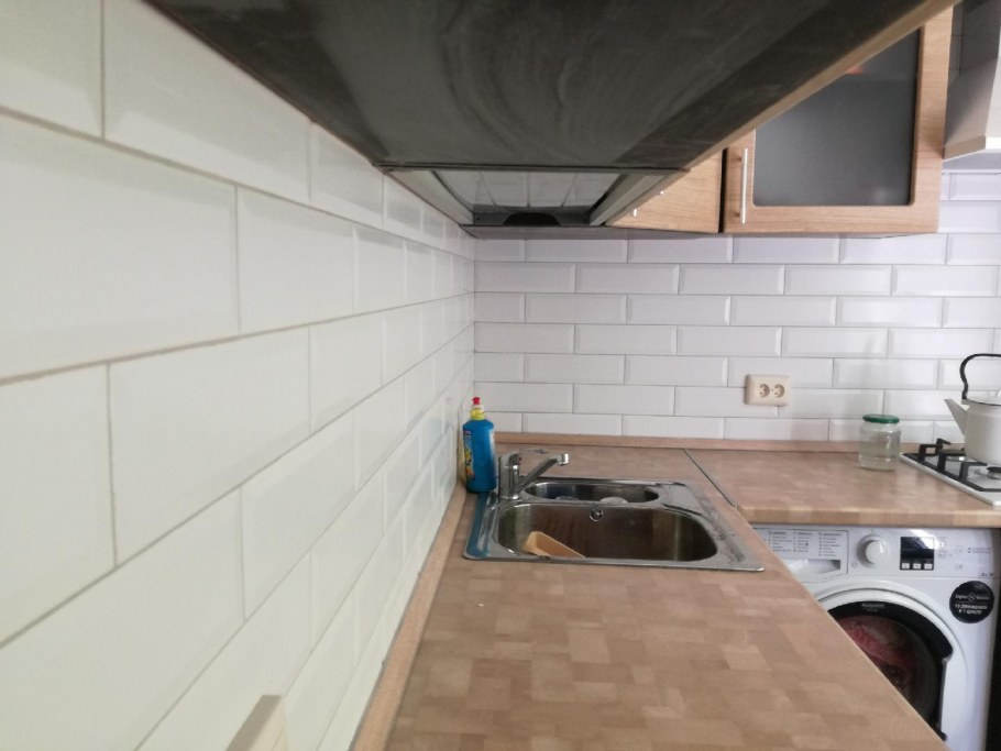 Столешница под кабанчик на фартук кухни