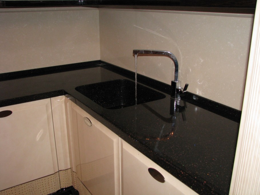 Столешница Скиф бриллиант черный