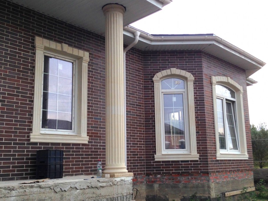 Отделка окон камнем