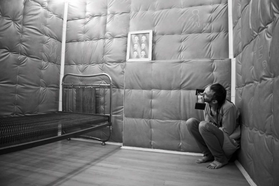 Палата с мягкими стенами