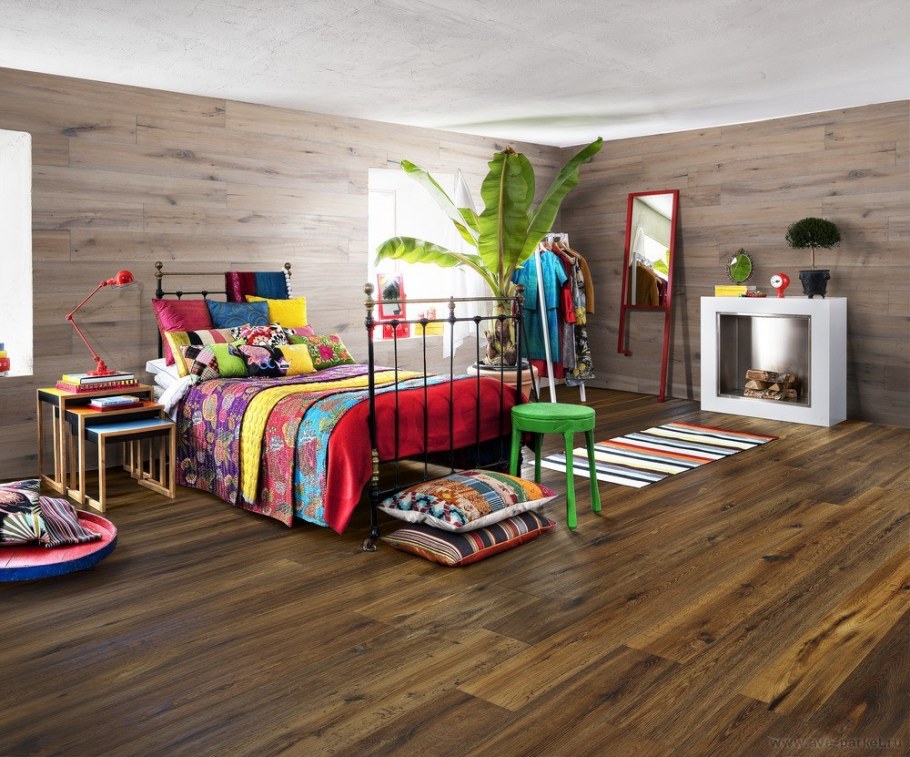 Ламинат на стене в декой