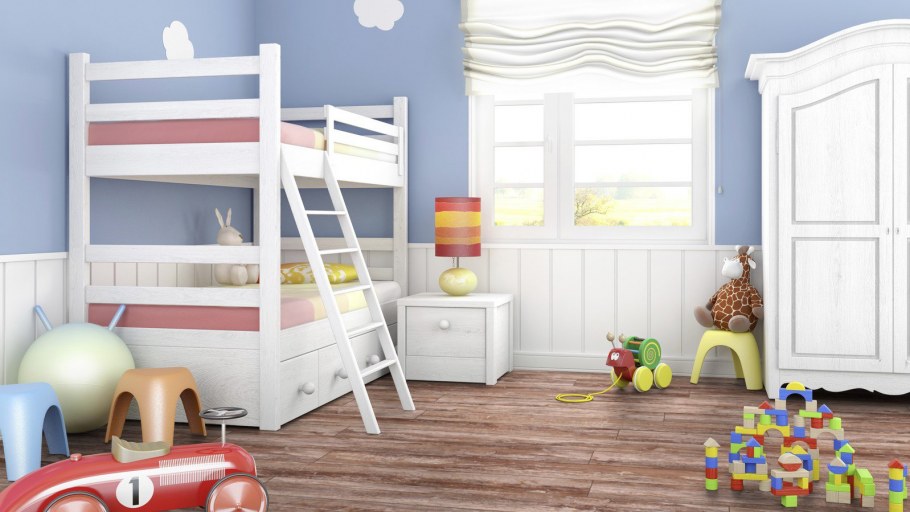 Ламинат на стене в интерьере