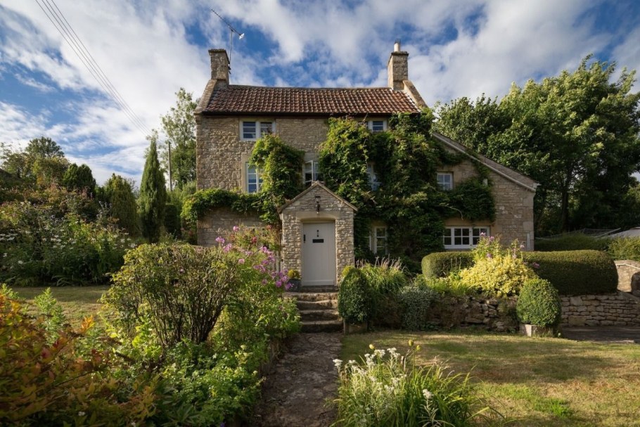 Англия деревня кэмбэлфорд ланшадф садов