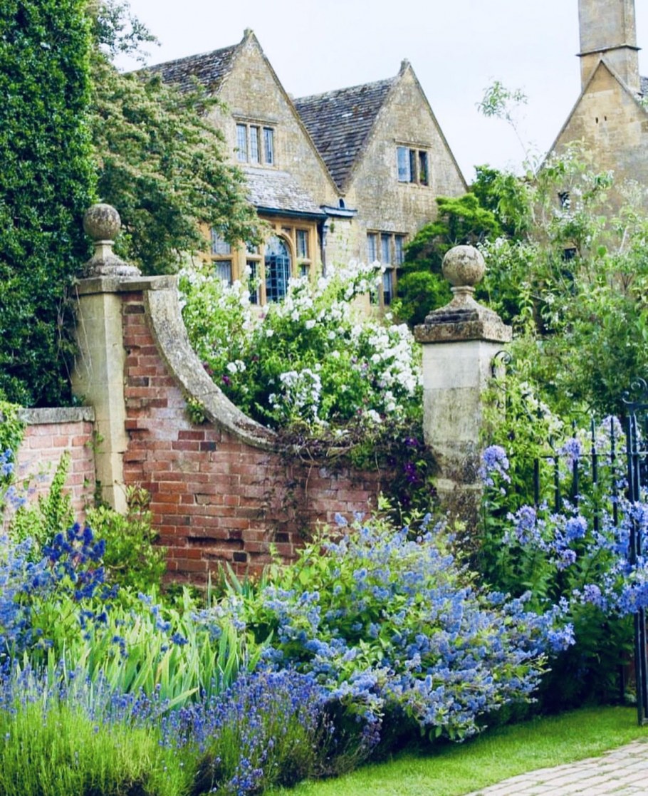 Сад Хидкот Мэнор