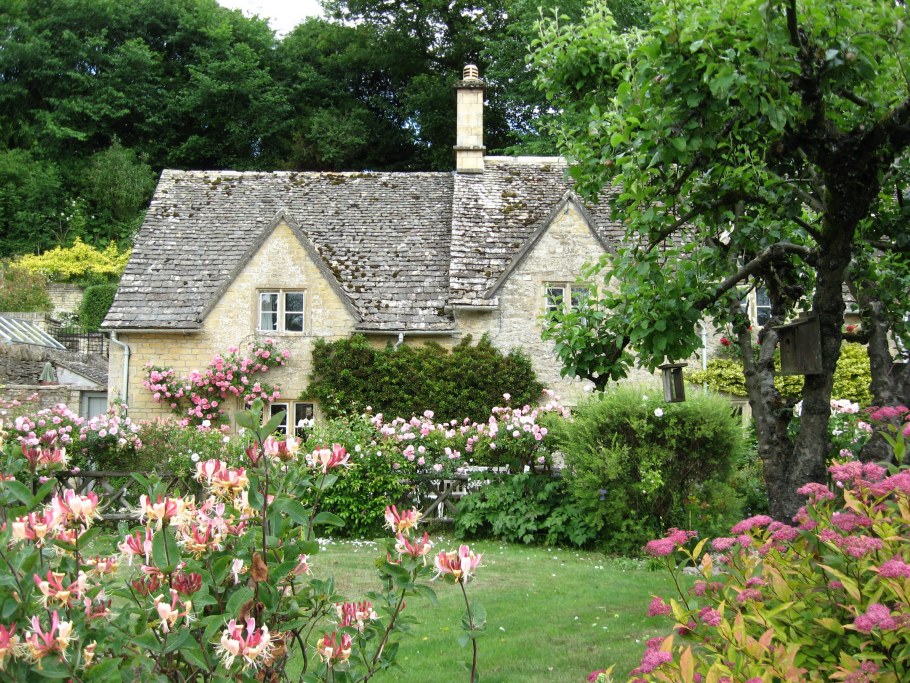 Сады Англии и Шотландии в деревенском стиле