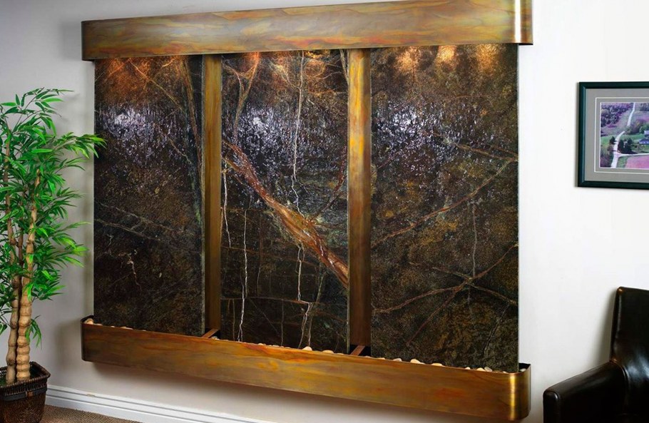 Фонтан-водопад стена из янтаря