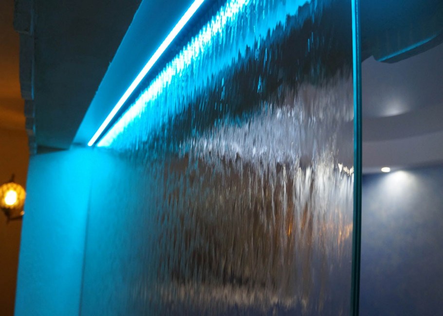 Стекло с эффектом воды