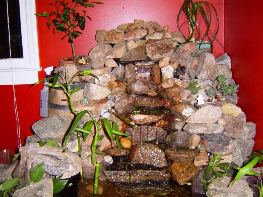 Водопады комнатные декоративные