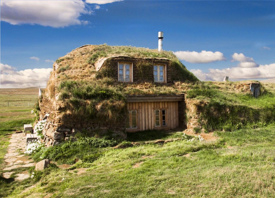 Исландия дом землянка