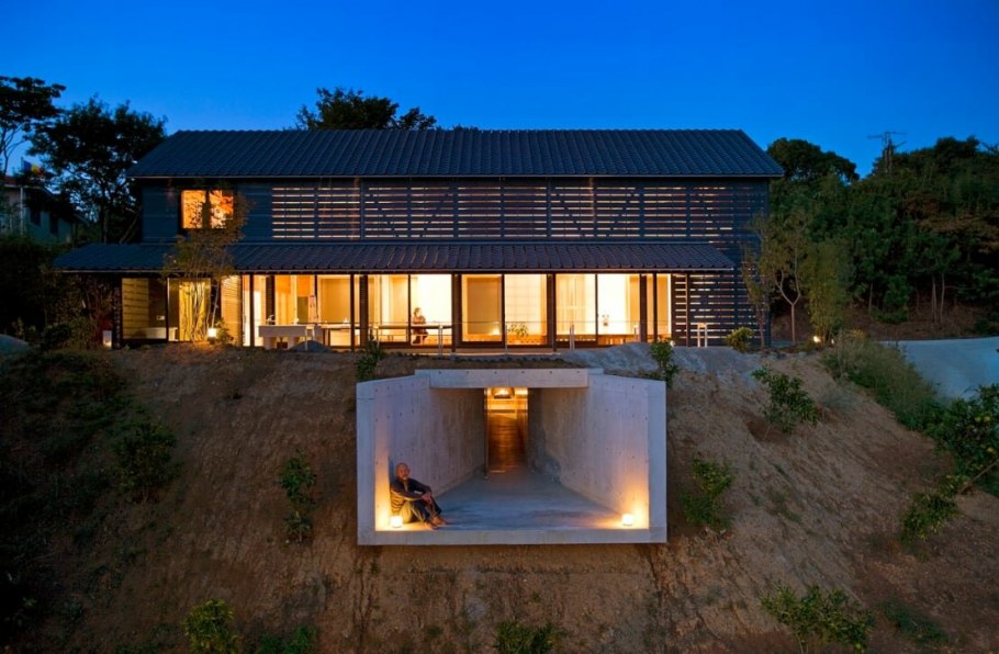 Дом с подземным этажом