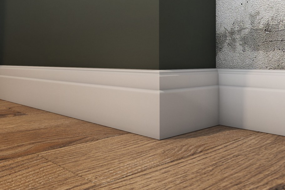 Напольный плинтус из керамогранита темно серый