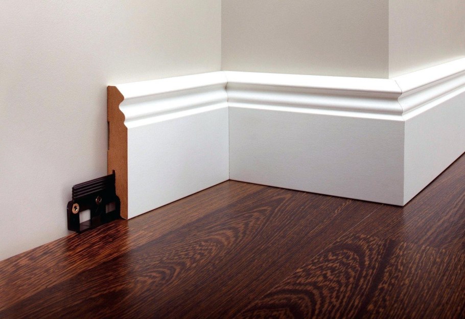 Алюминиевый плинтус APL 100 мм,