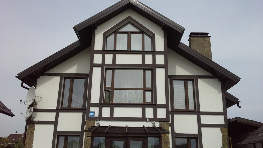 Фронтон фахверк