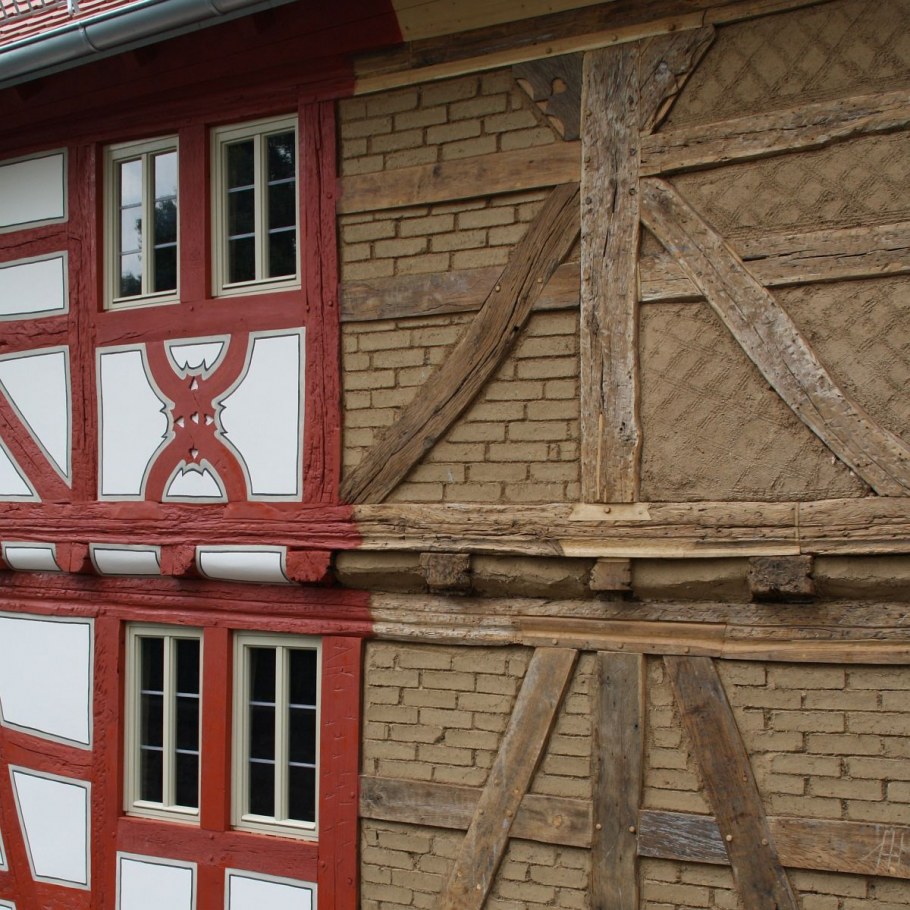 Отделка фасада каркасного дома