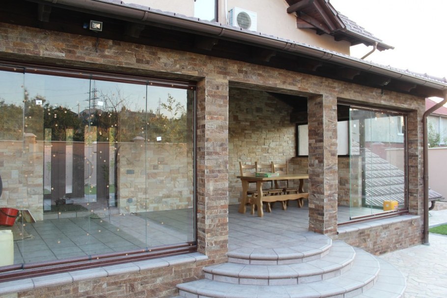 Веранда из камня