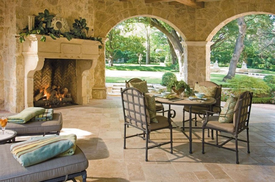 Патио внутренний дворик в Италии