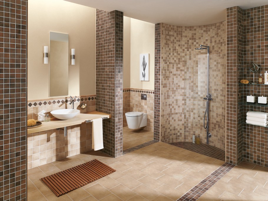 Комбинация плитки и мозаики