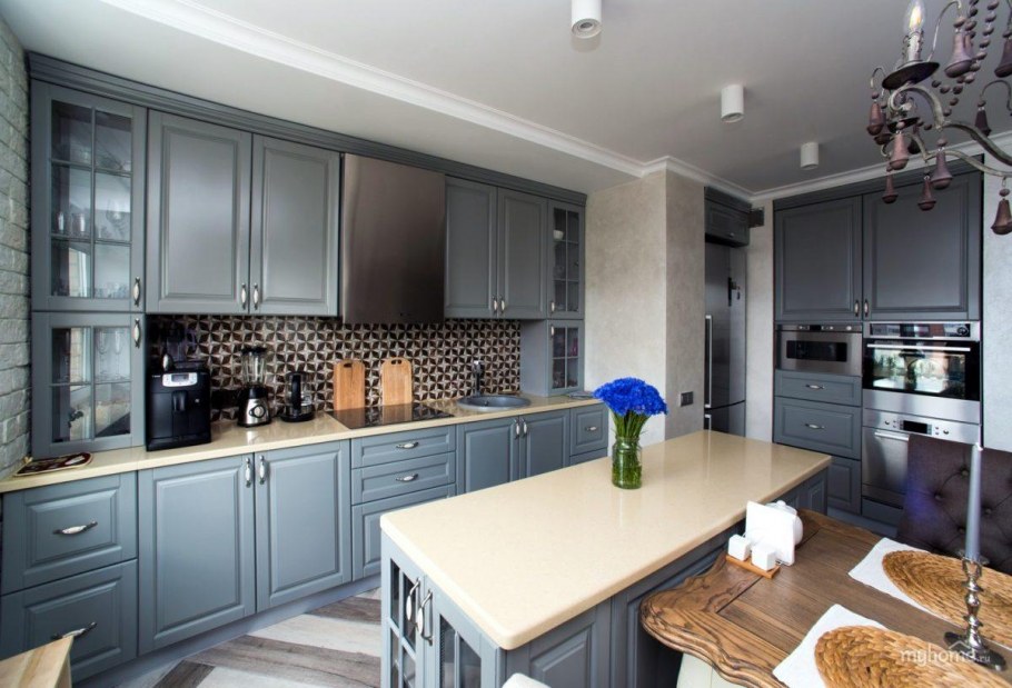 Кухня Неоклассика серая