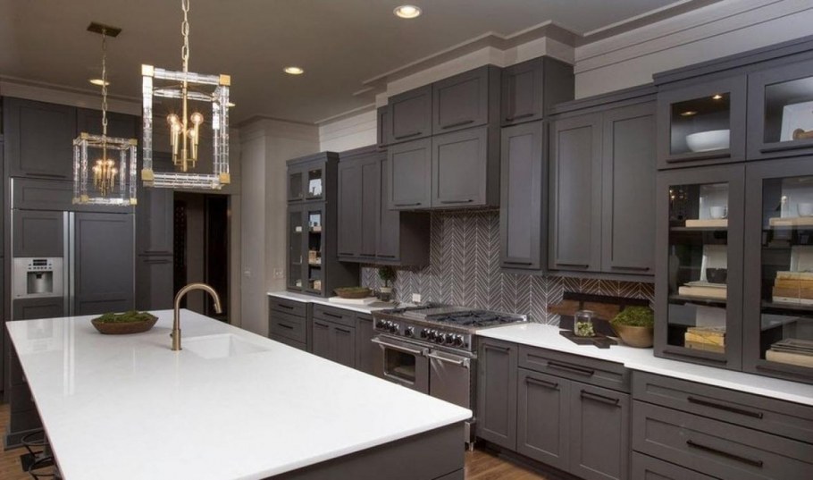 Кухня Неоклассика темная