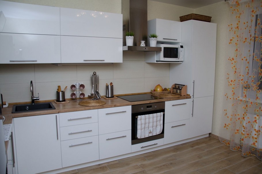 Кухня Модерн белая глянец