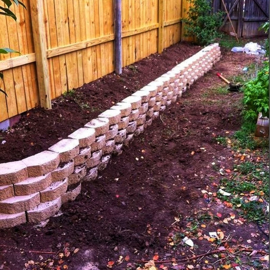 Ограждение для клумбы из кирпича