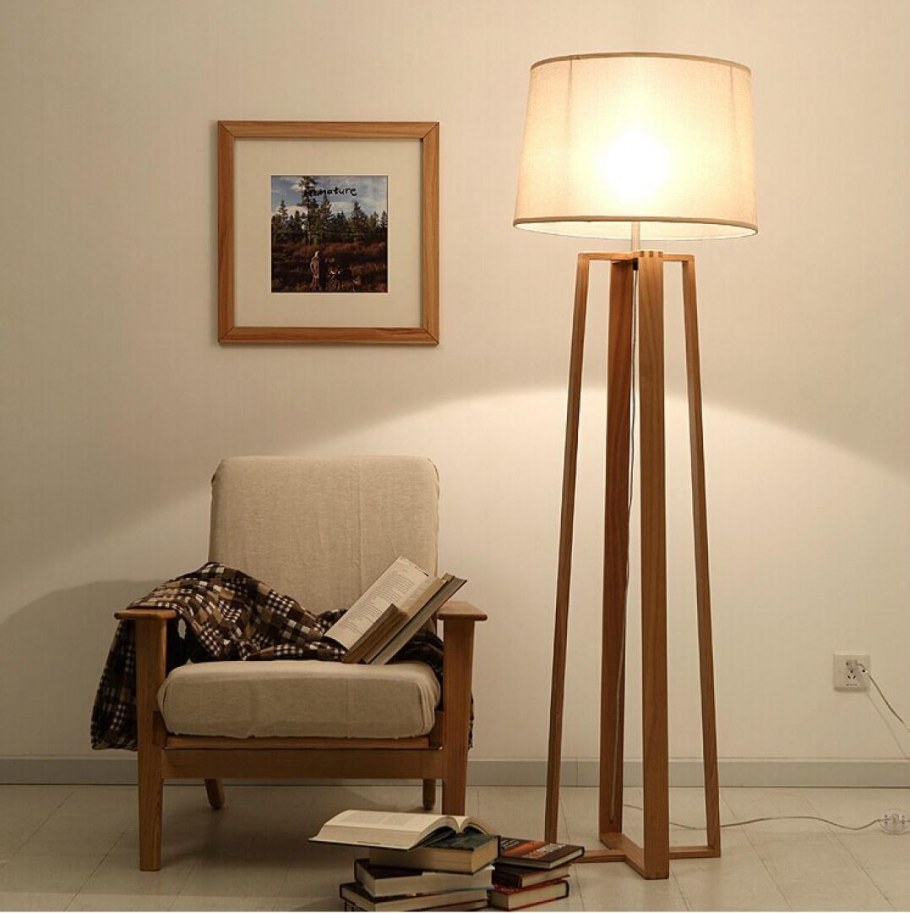 Modern Wooden Floor Lamp (lb-10026)