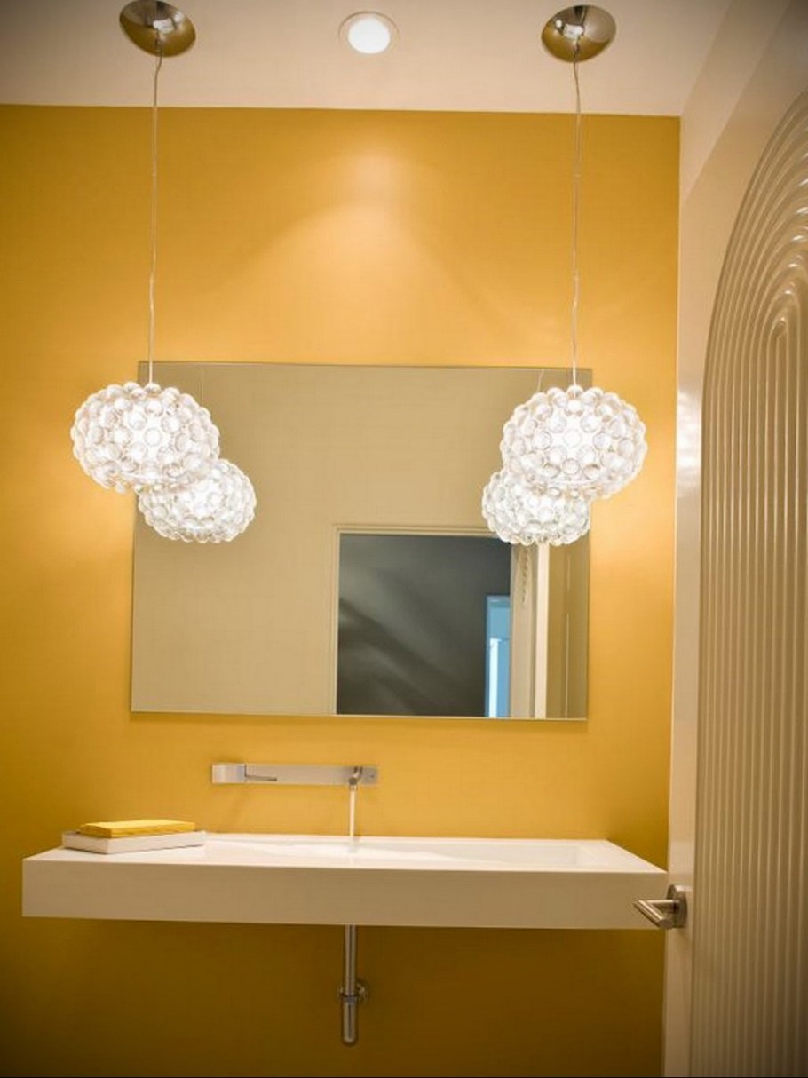 Подвесные светильники в ванной