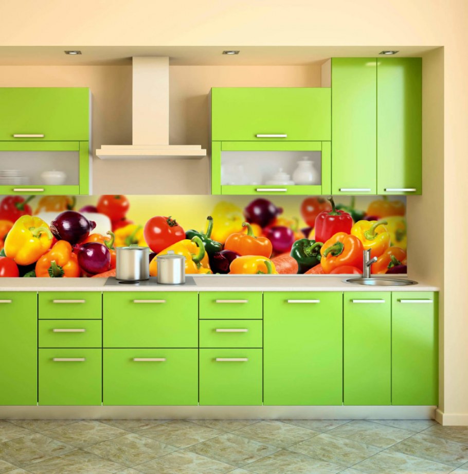 Стеновая кухонная панель из стекла