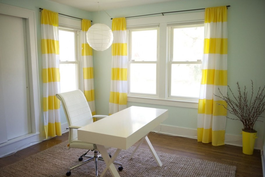 Желтая тюль в интерьере