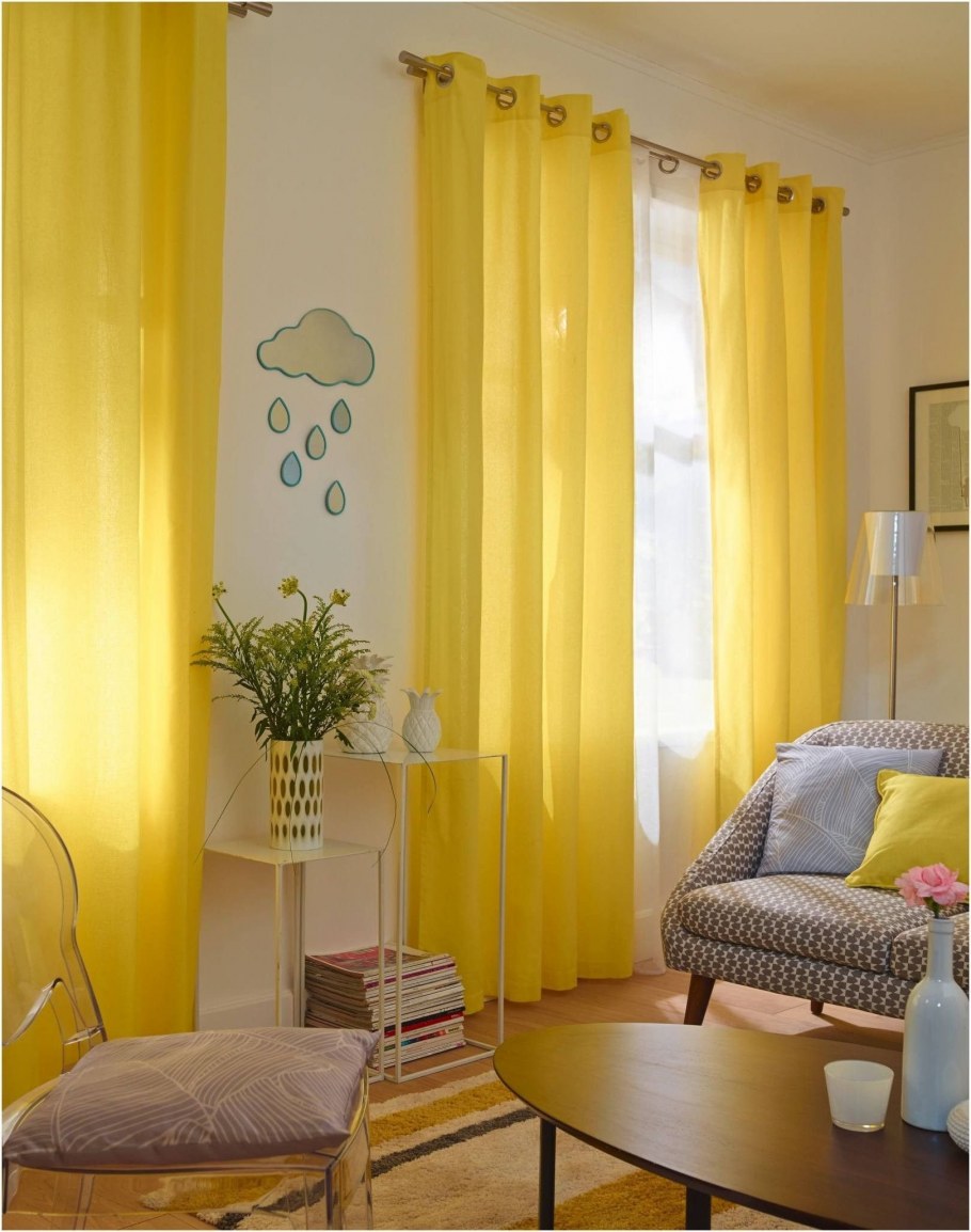 Серо желтые шторы в интерьере