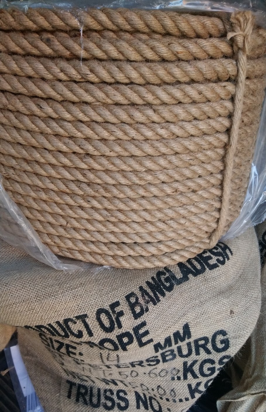 Декор канатом