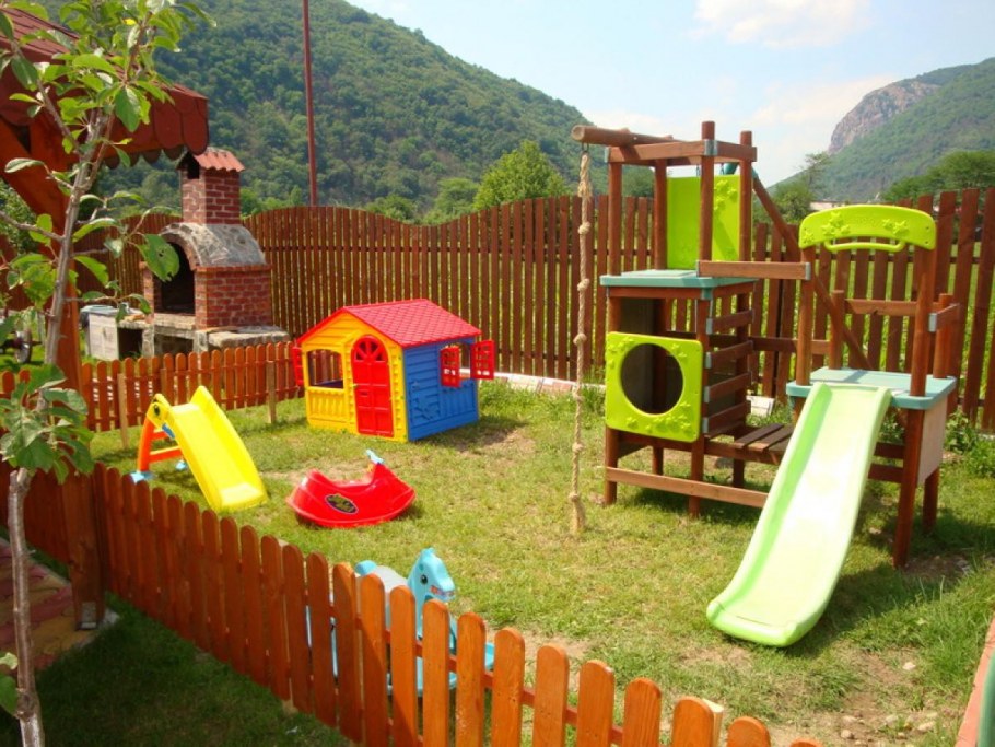 Детские уголки на даче