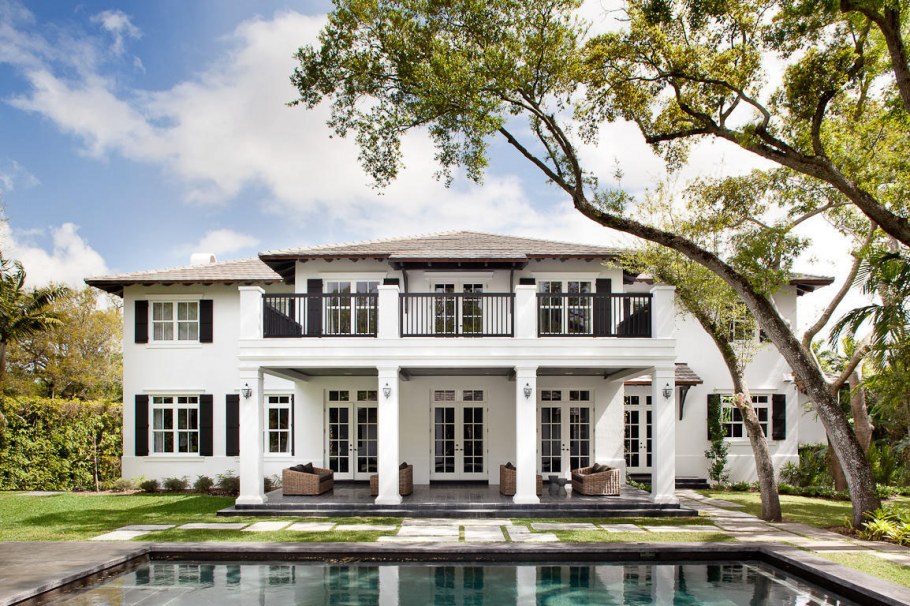 Country House Renovation США