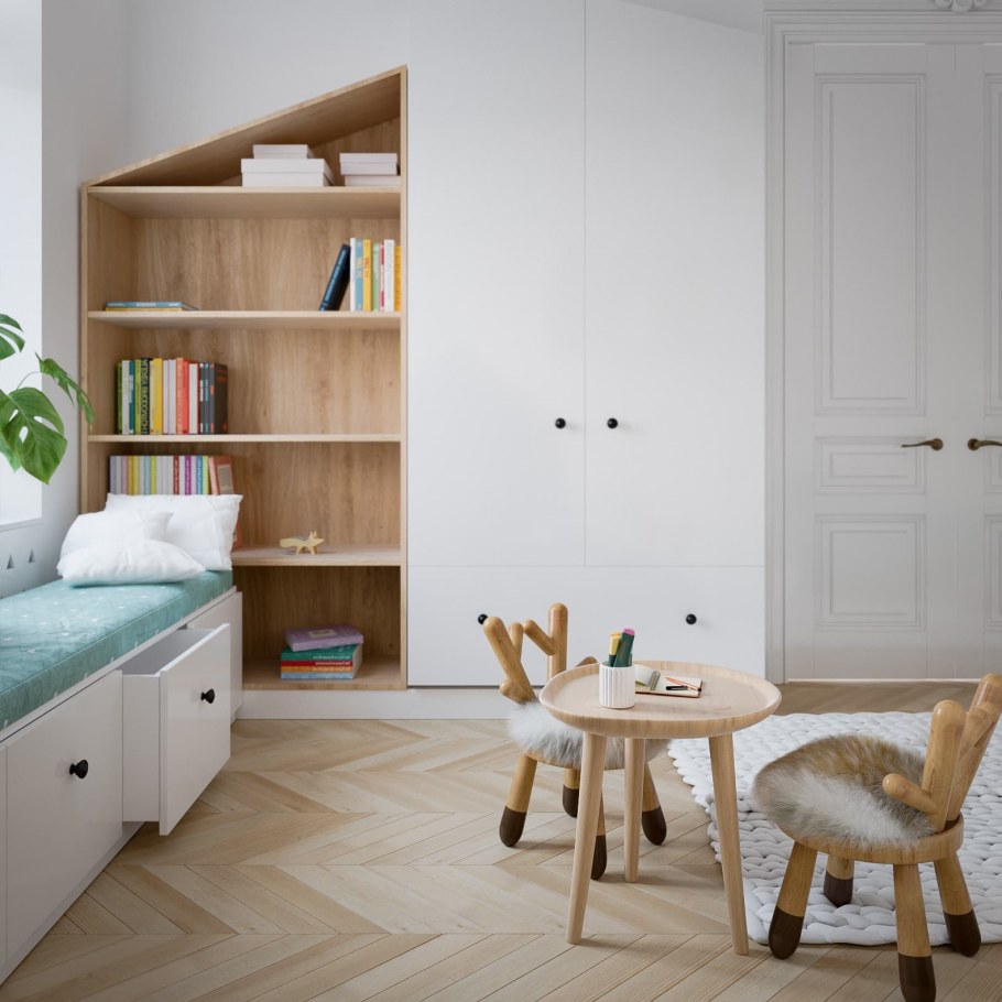 Детская комната с деревянной мебелью