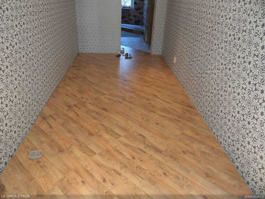 Плинтус из сосны 80мм