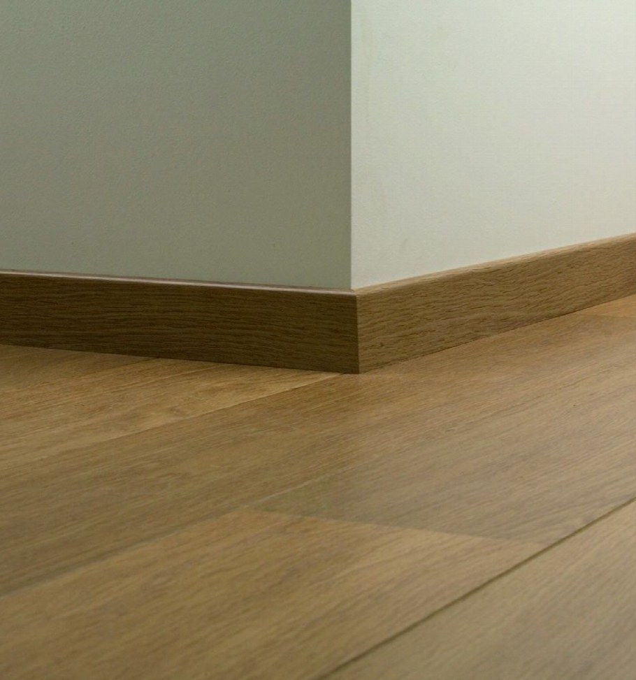 Скрытые напольные плинтуса