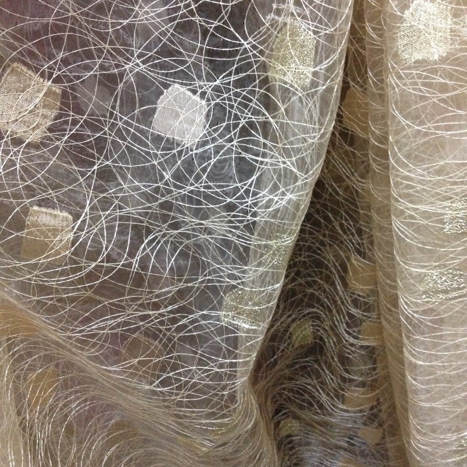 Обои шарами паутинка