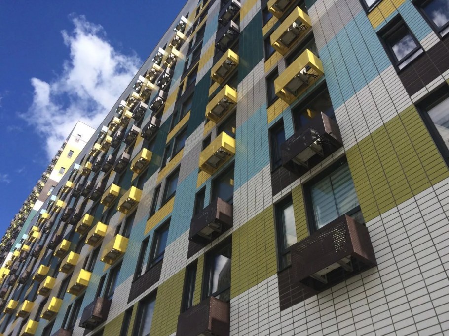 Экраны для кондиционеров на фасаде