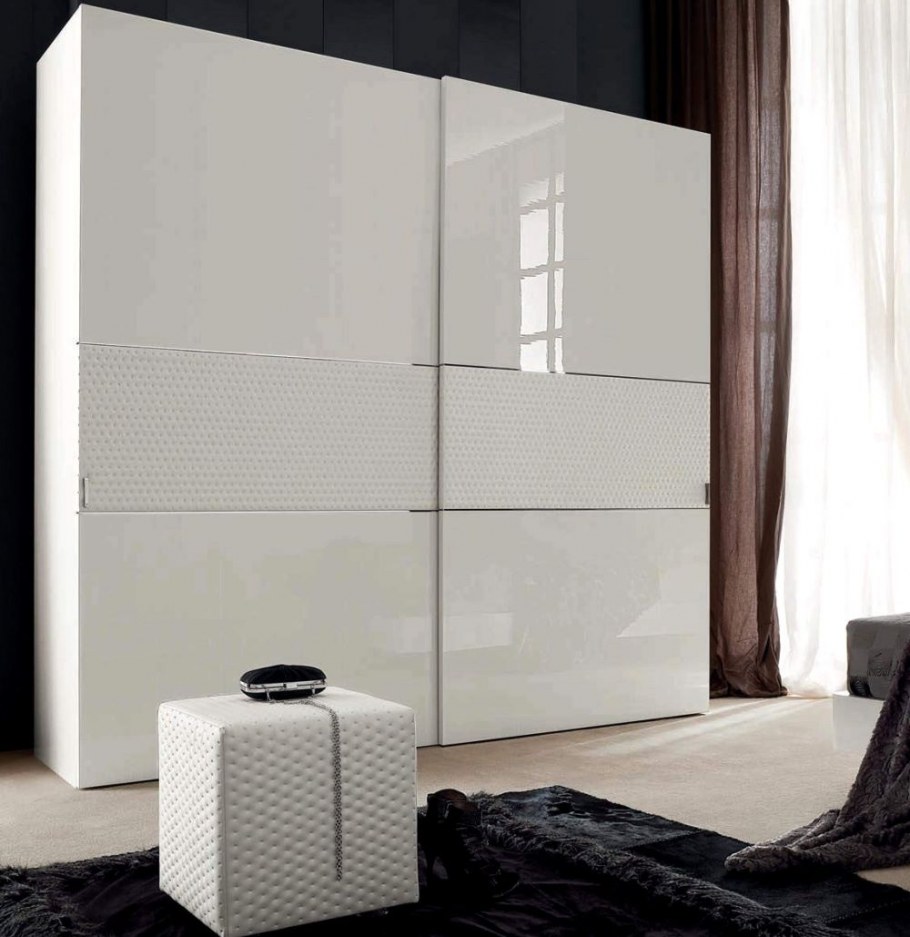 Шкаф White Wardrobe