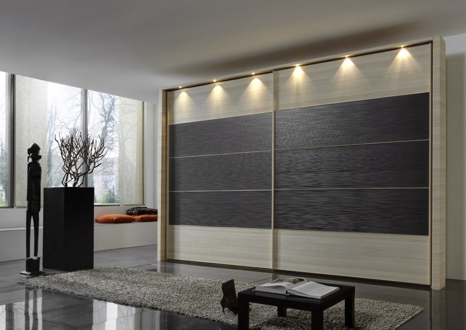 Современный шкаф с подсветкой