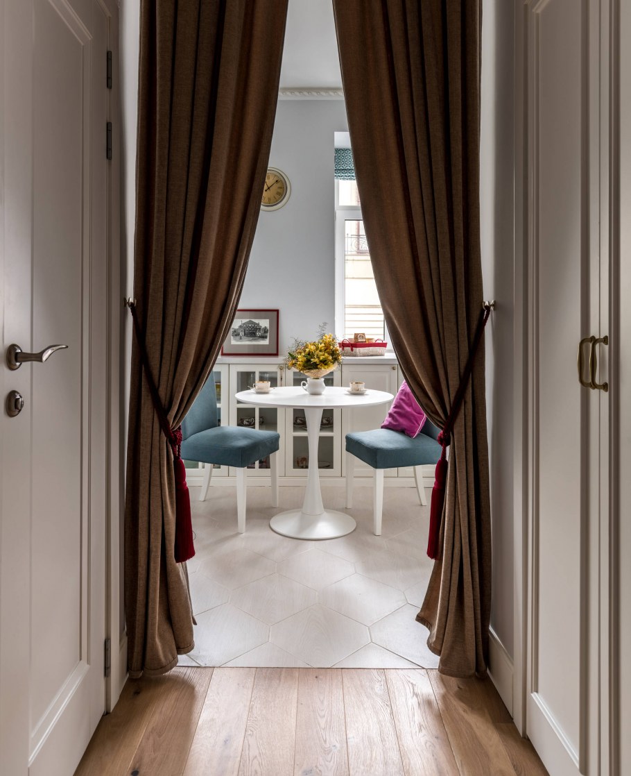 Раздвижная дверь на кухню гармошка