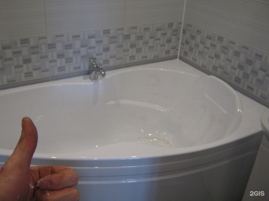 Монтаж угловой ванны