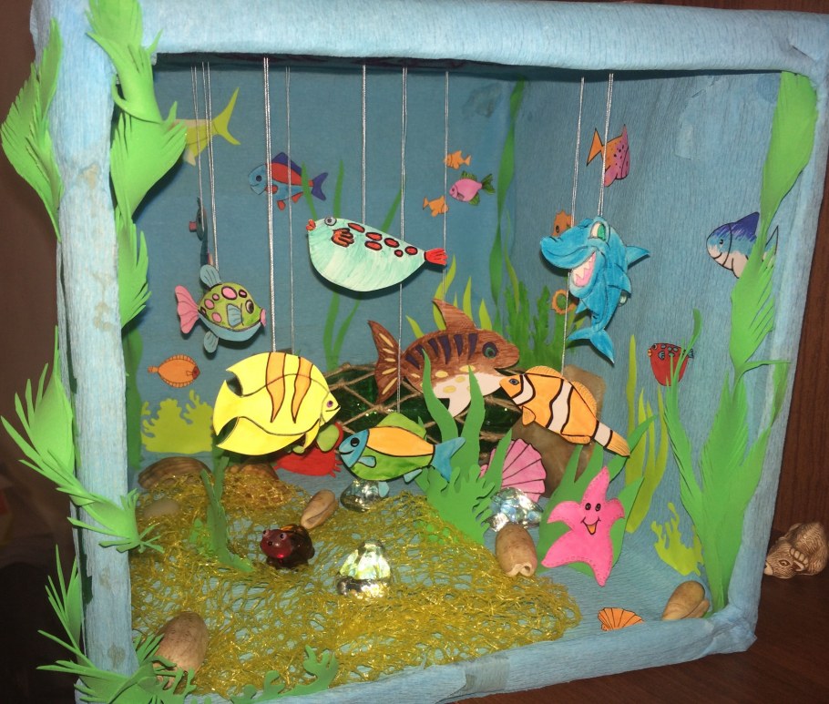 Декор в аквариуме псевдоморе