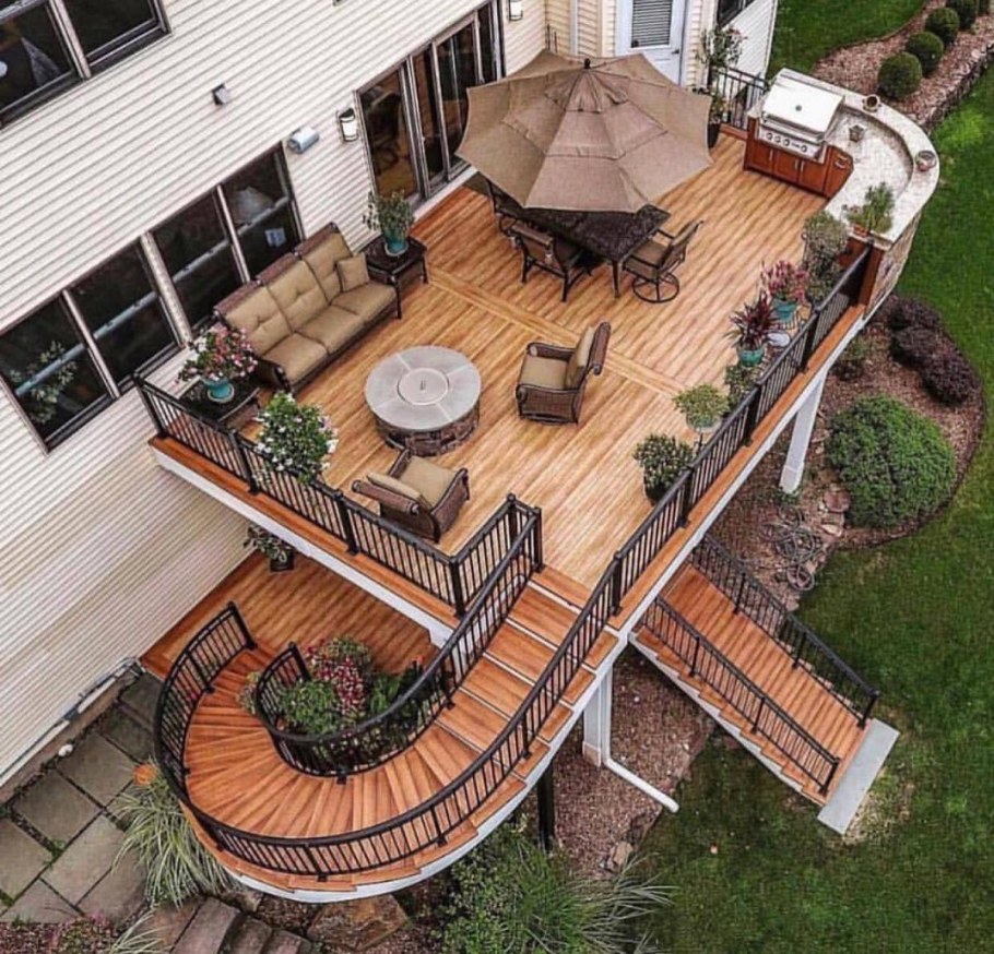 Двухэтажная терраса