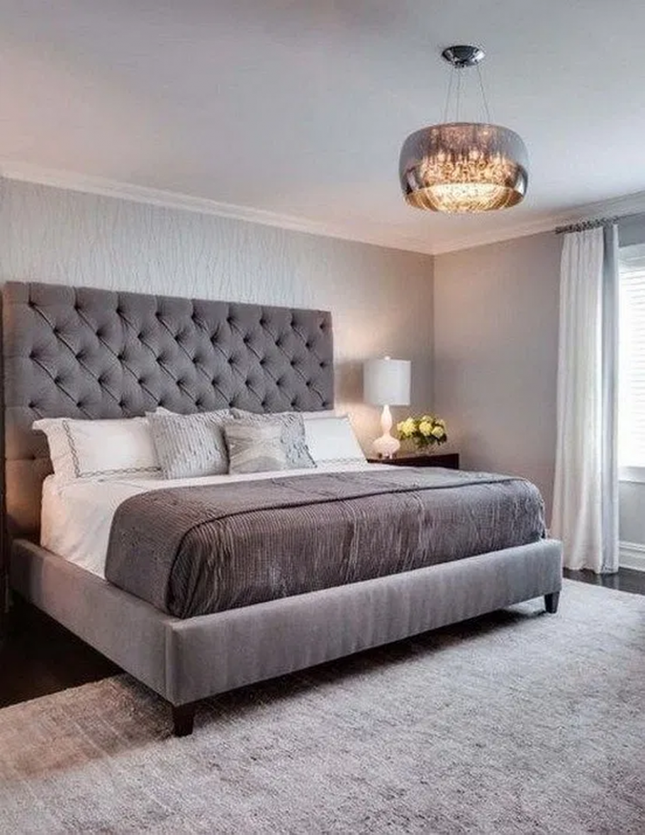 Кровать серая