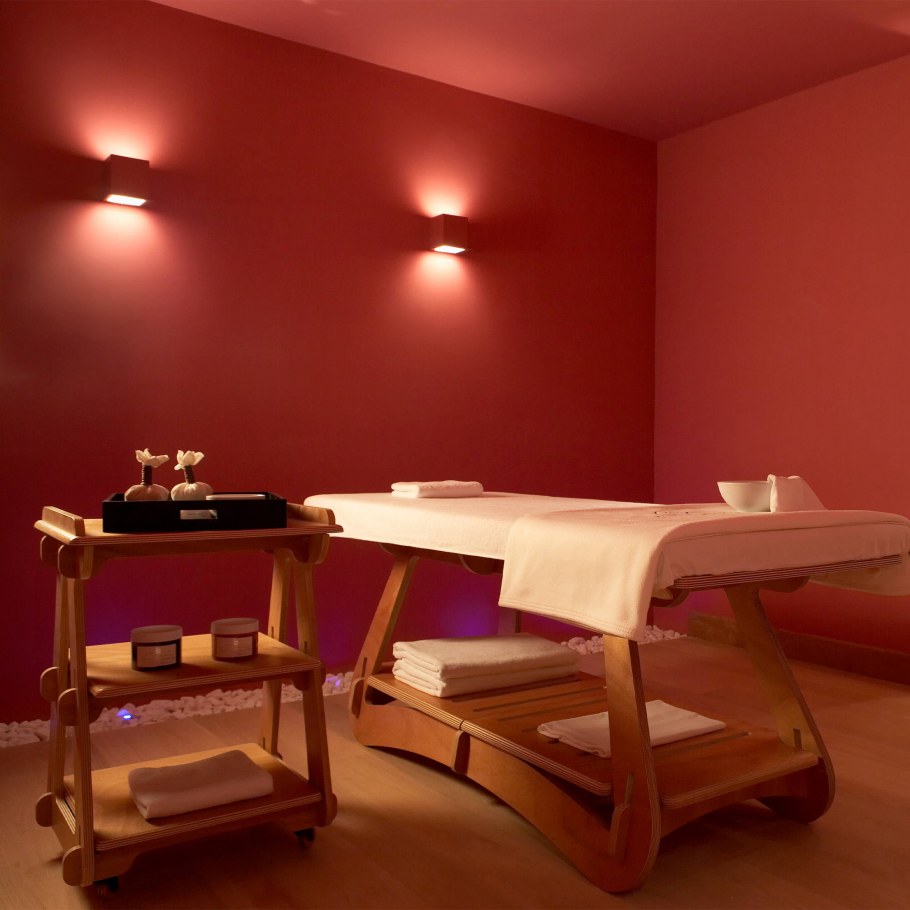 Массажная комната